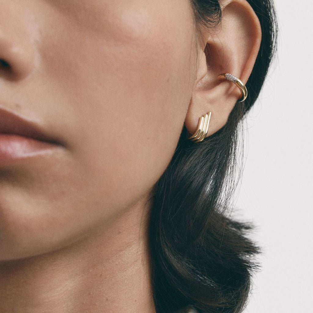 925 sterling silver earrings from Cairo, premium silver jewelry store online offering elegant hoop earrings and fine silver costume jewelry